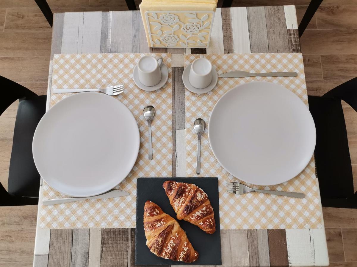 Le Metro Bed & Breakfast Carini Dış mekan fotoğraf